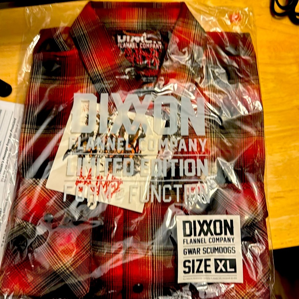 Dixxon flannel Gwar XL New in Bag